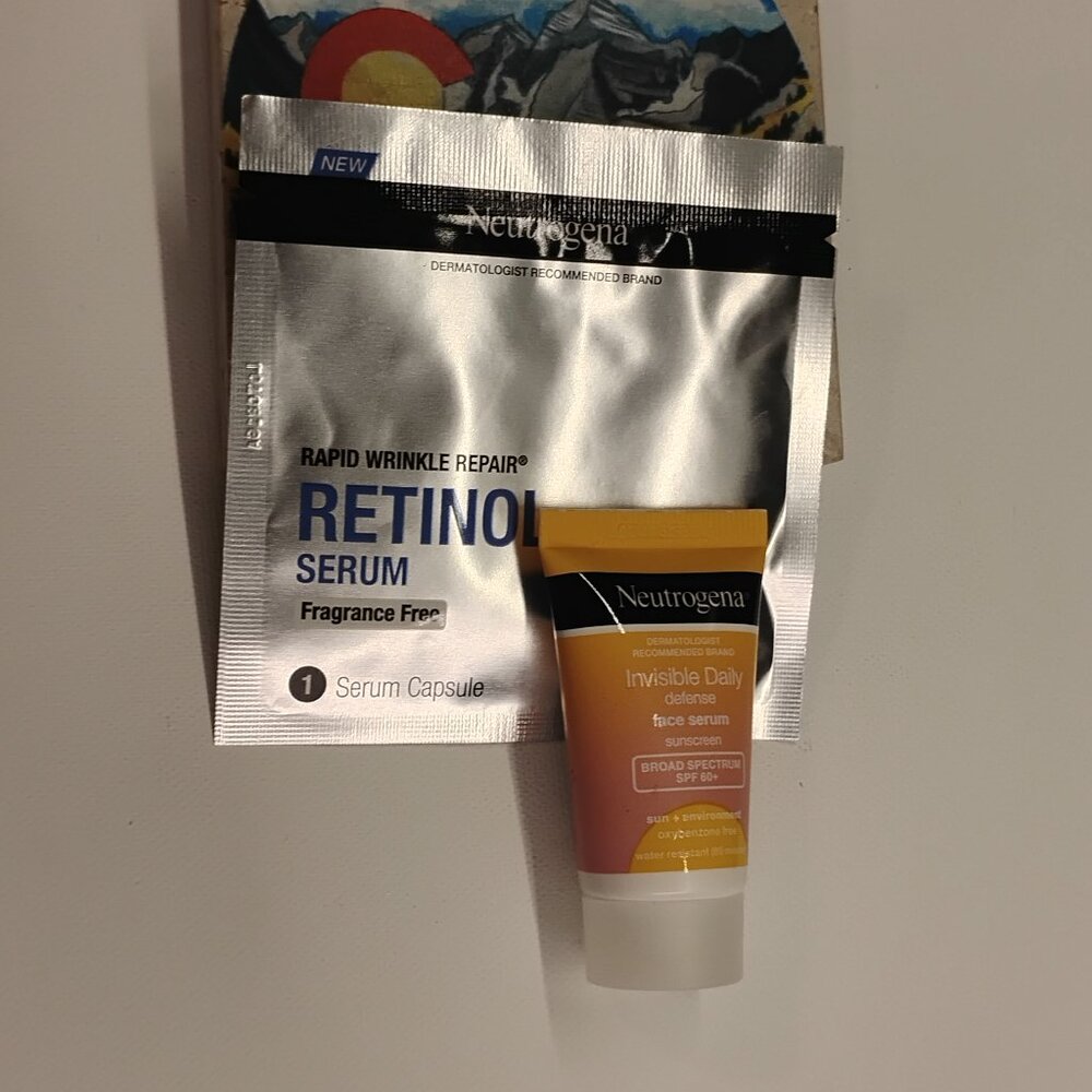 2pc Neutrogena Retinol & Invisible Daily Bundle